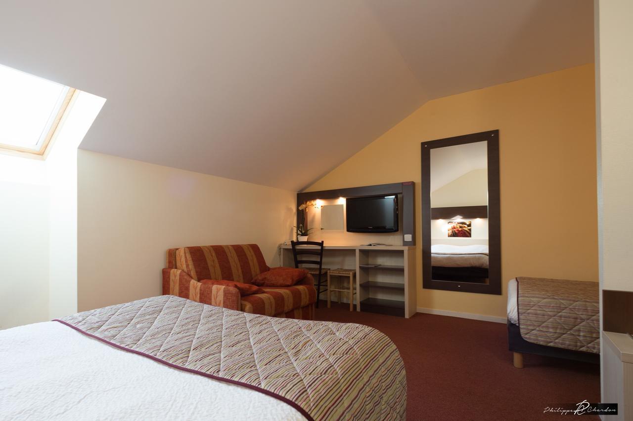 Logis Jum'Hotel Saints-Geosmes Kültér fotó