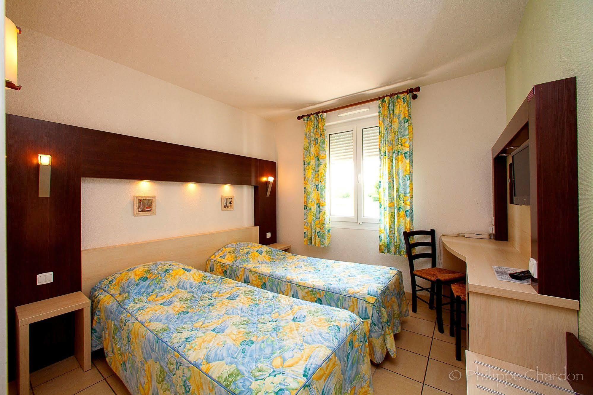 Logis Jum'Hotel Saints-Geosmes Kültér fotó